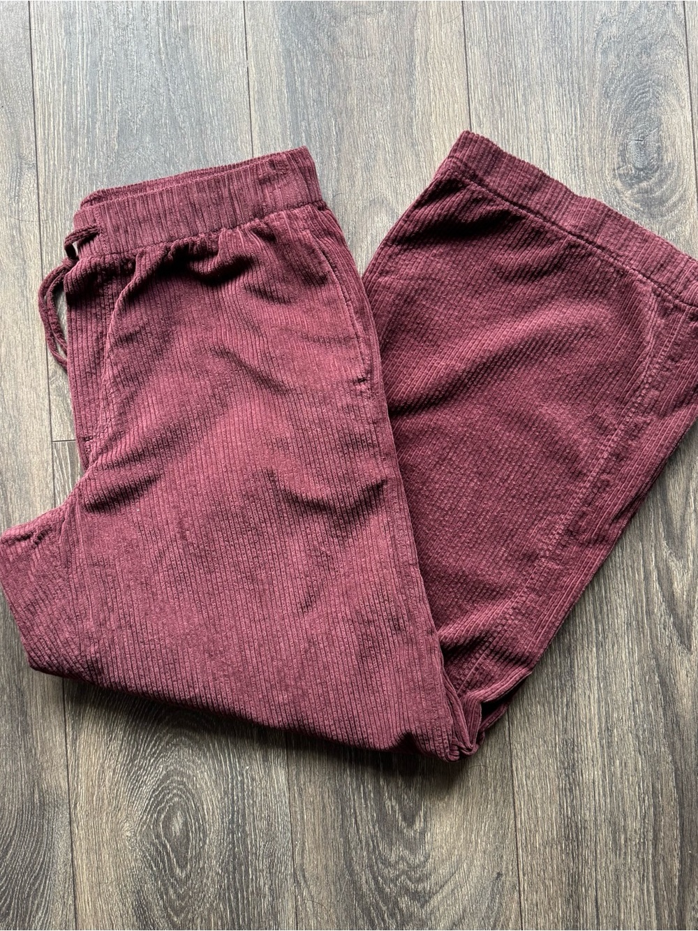 American Eagle Stretch Corduroy Low-Rise Baggy Wide-Leg Pant Size Medium